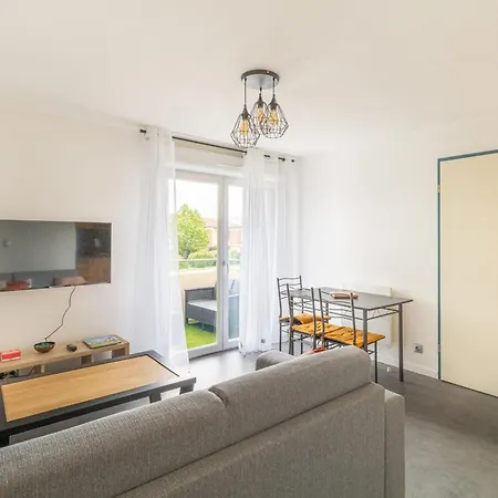 Apartamento Cosy With Pool