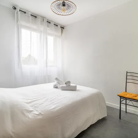 Cosy With Pool Apartamento Toulouse