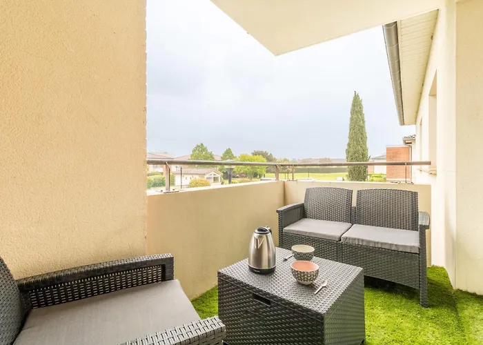 Cosy With Pool Appartement *